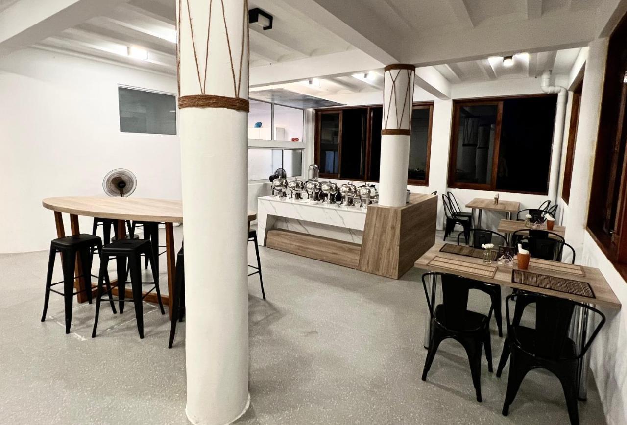 Coral Inn 萨勒斯度岛 外观 照片